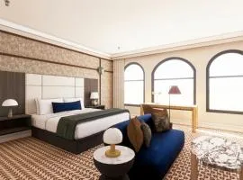 The Louie, A Davenport Hotel, Autograph Collection