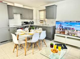 Walnut Luxurious 2-Bedroom with Ensuite - Parking, Netflix, WIFI - Close to Oxford, Bicester & Blenheim Palace