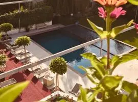 goldfinger + suites