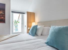 Apartamentos Cornellalux, hotel in Cornellà de Llobregat