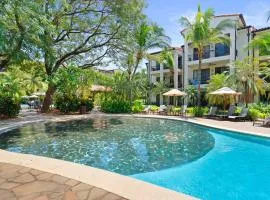 Condo with Pool Tennis Pickleball
