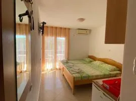 Apartments M