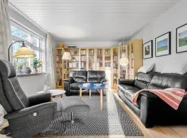 Nice Home In Farsø With Wifi