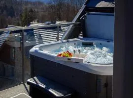 Kras-Resort Apartament 301 i 303 z widokiem na góry, prywatnym jacuzzi na tarasie i sauną