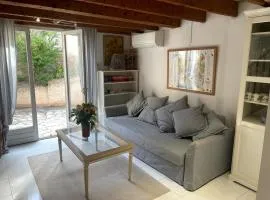 Charming Bandol cottage