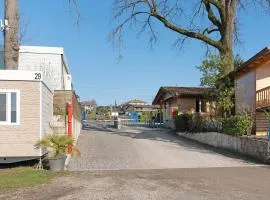 Dkamping Village