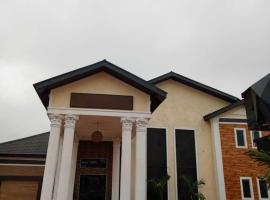 Havana Luxury Hotel and Suites, hotel v destinaci Benin City