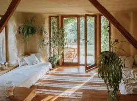 Private Eco Cottage in Nature