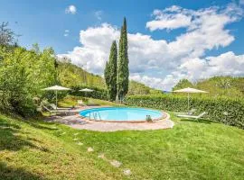 Gorgeous Apartment In Radicondoli