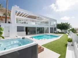 CYV -Villa Feliz -Panoramic views and private pool