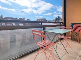 4 Bedroom Cozy Apartment In Périgueux, hotel in Périgueux