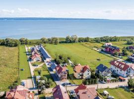 Stunning Home In Krynica Morska With Wifi, ξενοδοχείο τριών αστέρων σε Krynica Morska