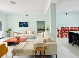 Kayezi House Tranquil Stay