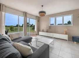 À 650m du bord de mer, belle maison neuve pour 8