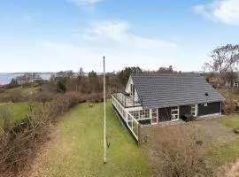 Nice Home In Løgstrup With Wifi