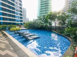 Chic Romantic Getaway Makati Studio One BR Two BR Swim Gym 300 MB