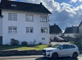 90qm mit Garten und eigener Garage für 6 Personen, Moderne trifft Tradition - Apartment "Rosie"