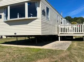 Whitecliff Bay 3 Bedrooms, Isle of Wight, Caulkers rest 1