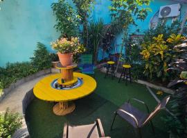 Casa 25 hostal santa ana, hostel ở Santa Ana