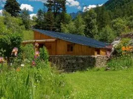 Chalet de charme 3 étoiles Les Rochers du Loup Mercantour Belvédère Gordolasque