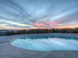 Falcon Home Country Resort, Salento, hotel v destinaci Lizzanello