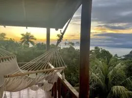 Mi Zaru sea view hotel Free MA park tour & breakfast