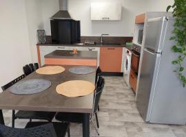 Agréable T2 50m2, hotel v destinaci Aubin