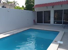 C12 &middot; Casa 2 niveles, alberca y vista al manglar, casa r&uacute;stica em Pe&ntilde;ita de Jaltemba