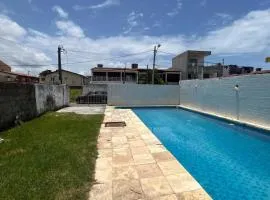 Casa com Piscina em Enseada