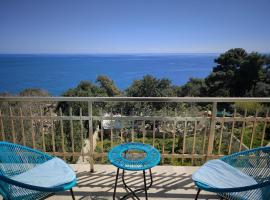 Living Castro Apartments, hotel i Castro di Lecce