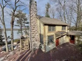 Secluded Lakefront Cabin with Hot Tub and Views