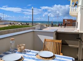 Paredes da Vitória - Surf & Sun, hotel i Pataias