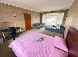 32 Room