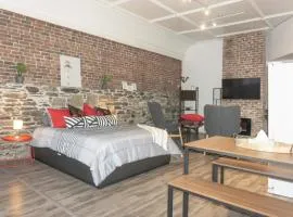 Cozy Studio In the Heart Uptown Saint John Parkin