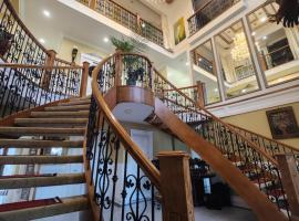 EMPRESS MADANI, Boutique HOTEL, hotel v destinaci Surrey