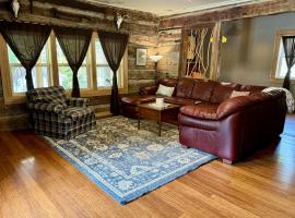 New Listing- Tecumseh Trail Cabin, villa in Nashville