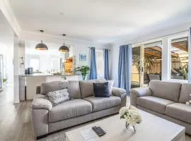 Family Friendly, Walk to Beach, Spacious