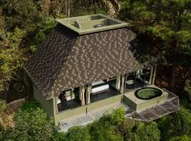 MAHHA dii MERU Resort