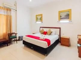 RedDoorz near Focal Point Medan