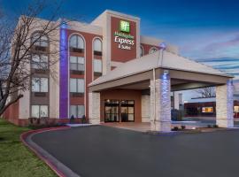 Holiday Inn Express Hotel & Suites Bentonville by IHG, viešbutis mieste Bentonvilis