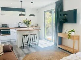 Alpine Rest! Brand new! Cozy&Convenient!