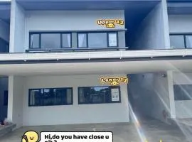 RTS - U12 L12 ROXY Townhouse Sematan