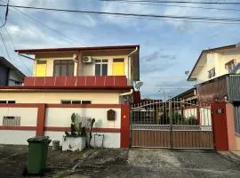 Tang's Crib