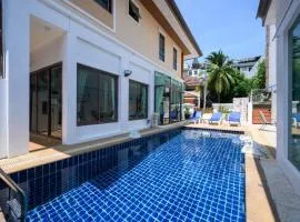San pool villa