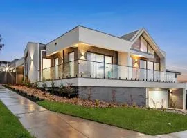 Modern House with Elegant views