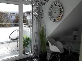 Modernes stylisches Apartment, neu und stadtnah