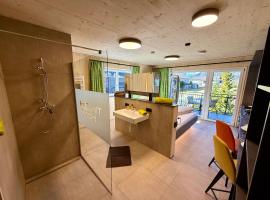 TinyHome Singer - inclusive private Sauna, hotel v destinaci Ehenbichl