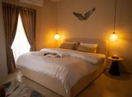 Just Move Premium 2BR Suite, Near ISB Int'l AIRPT
