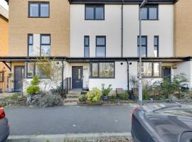 Entire 4 Bedroom Property In Reading, hotel v destinácii Reading