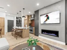 KBM Resorts Lift Lodge Walk to Ski Lift Elevator Access On Main St Hot Tub Restaurants Parking views LLC-103